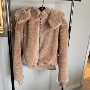 Alo Teddy Cropped Jacket